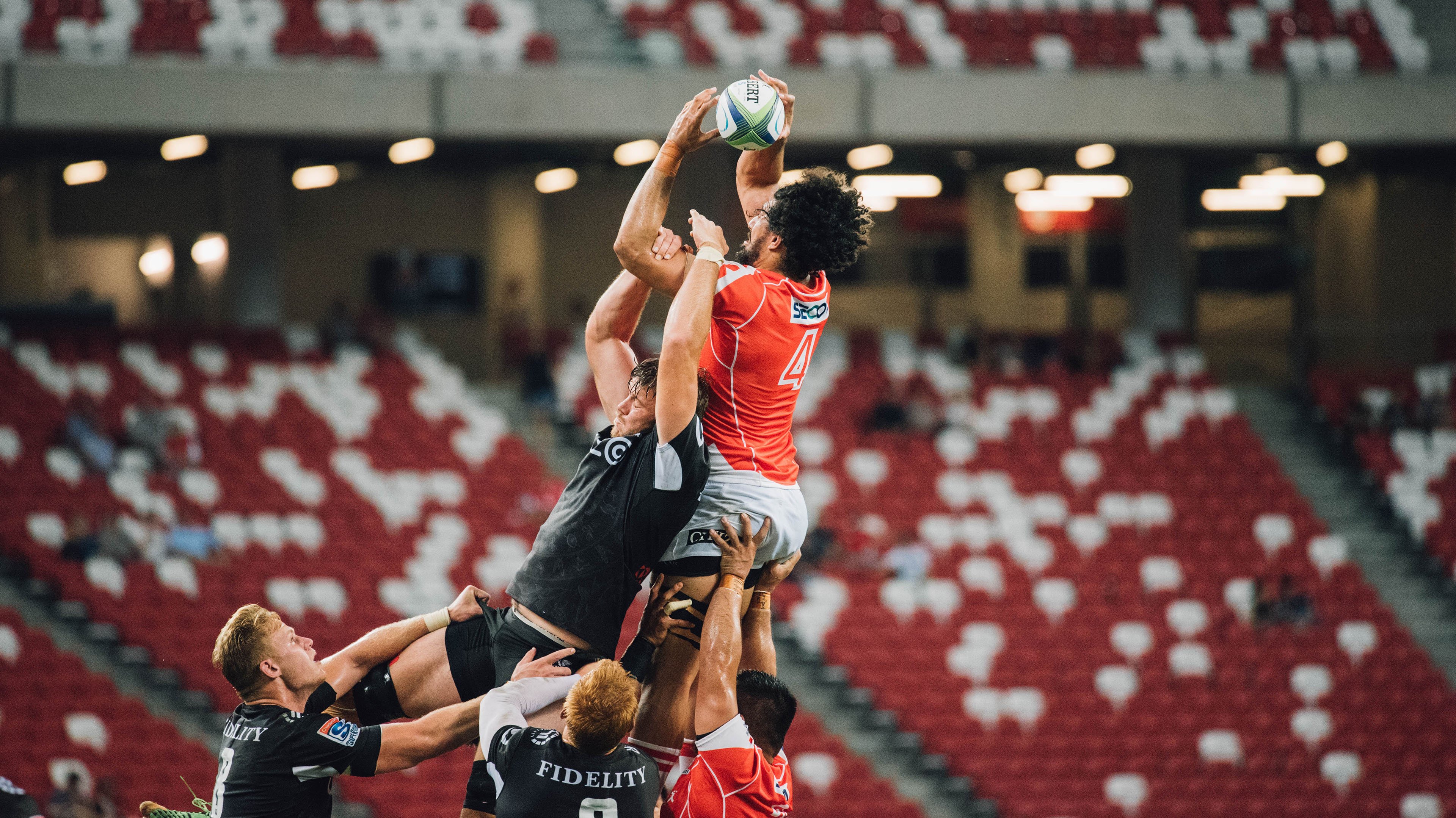 夏季联赛战况：本菲卡防线稳固，热刺进攻受阻，周冠宇成最佳